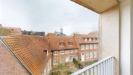 Ausblick von der Loggia - Exklusive Maisonettewohnung am Servatiikirchplatz: 132 m² Wohnkomfort mit 2 TG-Stellplätzen