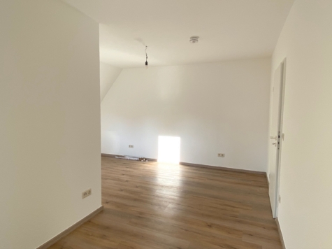 Renovierte, gemütliche 3-Zimmer-Wohnung mit EBK im Zentrum von Billerbeck - Schlafzimmer (85336)