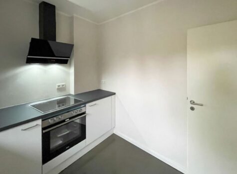 Wohnen am Rosenplatz: kleine 3-Zimmer-Wohnung mit EBK, OHNE Balkon - Photo 5