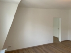 20250606_115621127_iOS - Komplett renoviert! Sehr schöne 4-Zimmer-Wohnung inkl. Einbauküche, Balkon, Keller im X-Viertel