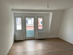 20250606_115518092_iOS - Komplett renoviert! Sehr schöne 4-Zimmer-Wohnung inkl. Einbauküche, Balkon, Keller im X-Viertel