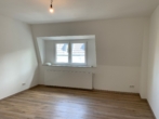 20250606_115404380_iOS - Komplett renoviert! Sehr schöne 4-Zimmer-Wohnung inkl. Einbauküche, Balkon, Keller im X-Viertel
