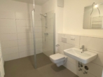 Badezimmer - Schöne, helle 2-Zimmer-Neubauwohnung mit Loggia!