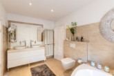 Badezimmer - Ein Haus zum Verlieben – Stil, Substanz und Charme in ruhiger Bestlage von Lengerich!