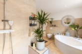 Badezimmer - Historischer Charme & moderne Weite – Vielseitig wohnen und repräsentativ arbeiten!