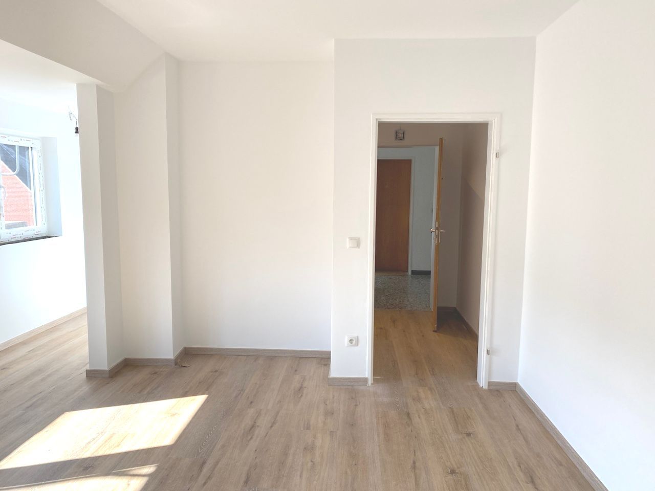 NUR für 1 Person: Modernes 1-Raum-Appartement mit EBK in der Schmale Straße! - Foto 3