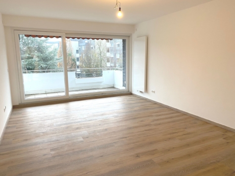 Modernisierte, ruhig gelegene, schöne 3-Zi.-Wohnung mit EBK und Balkon in Albachten! - Photo 1