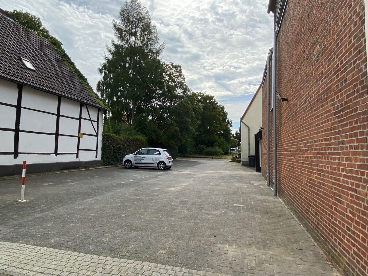 Hochwertig kernsanierte Dachterrassenwohnung im Herzen von Billerbeck! - Photo 3