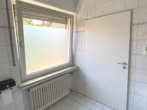 Badezimmer mit Fenster - WG Zimmer für Studenten an der Bremer Straße!