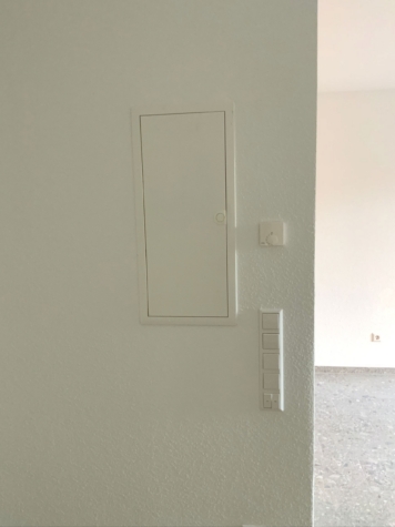 1-Zi.-Appartement mit EBK, Terrasse, Keller, TG-Stellplatz in MS-Hiltrup - Sicherungskasten/Schalterserie (91195)