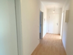 Flur - Renovierte 3-Zimmer-Dachgeschosswohnung OHNE Balkon am Bremer Platz!