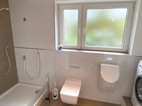 Helle 3-Zimmer-Wohnung mit Balkon und EBK in Albachten - Modernes Badezimmer (84195)