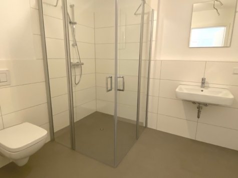 Helle, freundliche 2-Zimmer-Erdgeschosswohnung mit Terrasse und Garten! - Foto 5