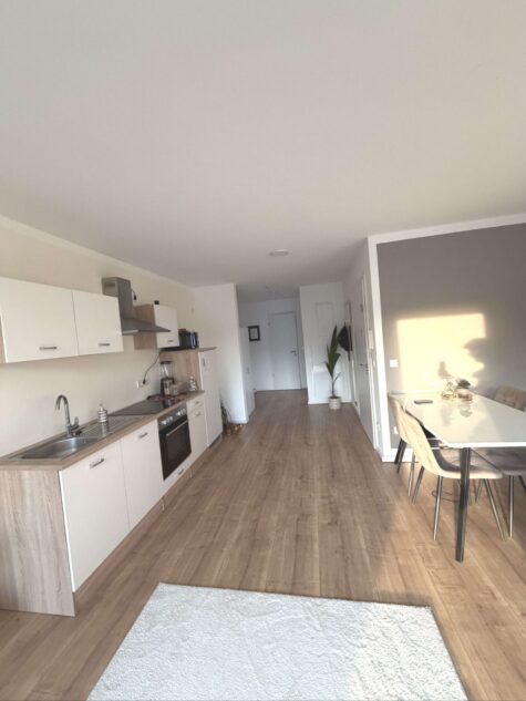 Schöne 2-Zimmer-Wohnung mit 2 Balkone, Keller, TG-SP in MS-Gievenbeck - Kochen/Wohnen/Essen (95241)