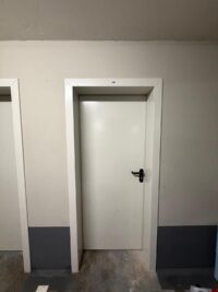Eingangstür zum Keller Nr. 30
