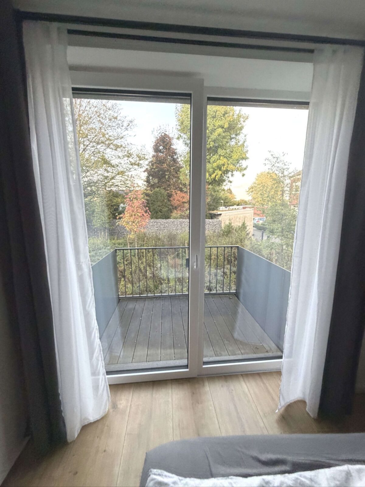 Blick auf Balkon 2