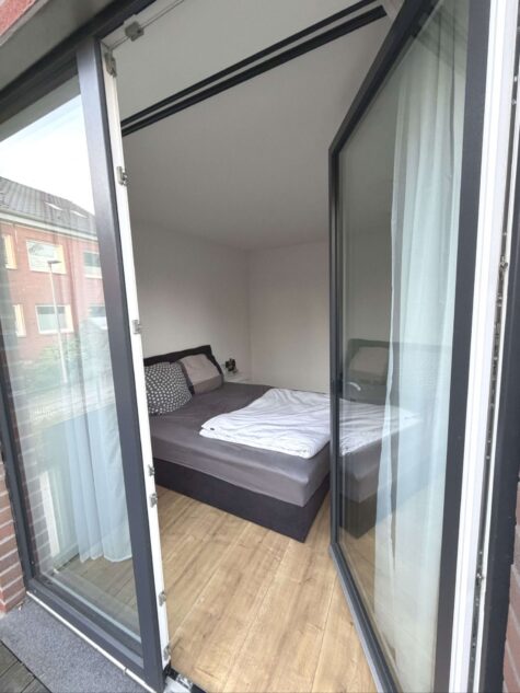 Schöne 2-Zimmer-Wohnung mit 2 Balkone, Keller, TG-SP in MS-Gievenbeck - Gemütliches Schlafzimmer (95255)