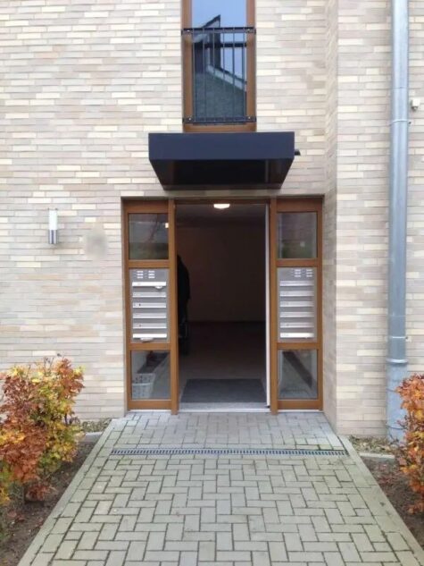 Schöne 4-Zimmer-Wohnung mit EBK und Balkon - Foto 5
