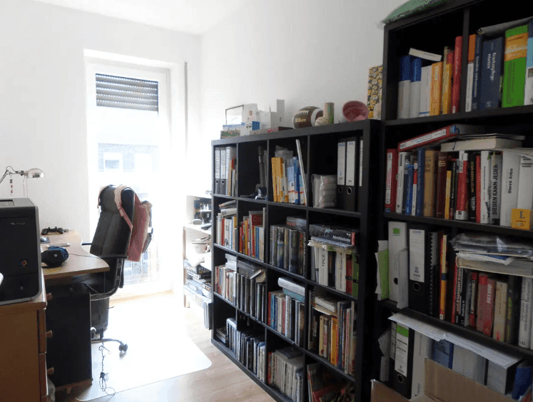 Schöne 4-Zimmer-Wohnung mit EBK und Balkon - Foto 1