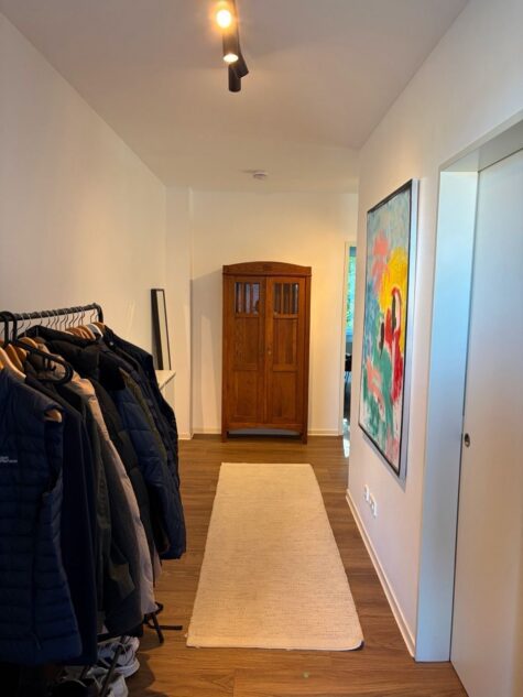 Schöne 2-Zimmer-Wohnung mit Loggia am Bohlweg. - Flur (94765)