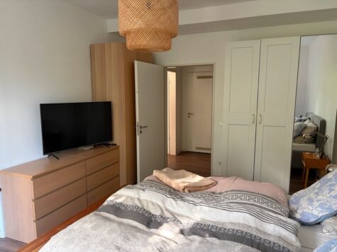 Schöne 2-Zimmer-Wohnung mit Loggia am Bohlweg. - Schlafzimmer (94771)